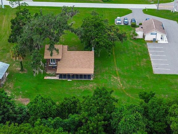 2nd image of 11700 VALLEY ROAD