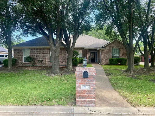 216 E Chapman Rd, Hewitt, TX 76643