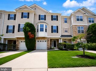111 Acorn Dr, Mount Royal, NJ 08061