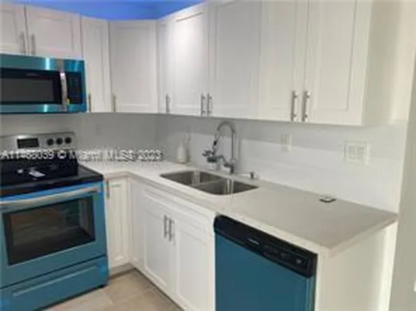 494 NW 165th Street Rd #601, Miami, FL 33169