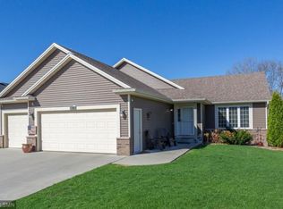 1789 Spruce Meadows Dr SE, Rochester, MN 55904