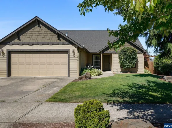495 Lavender St, Silverton, OR 97381