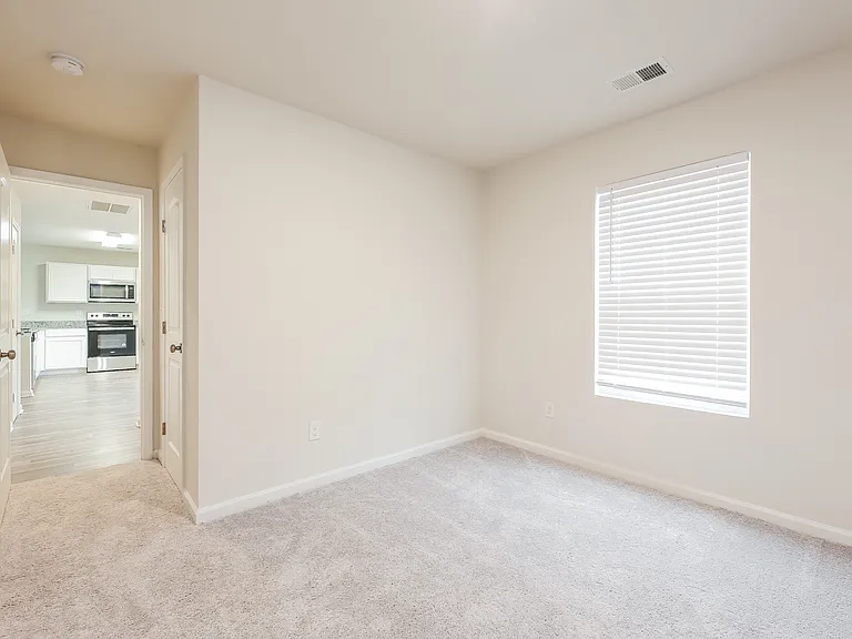 222 Wadsworth Rd — Photo 12