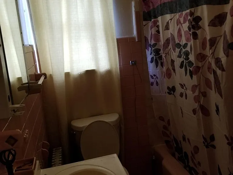 1372 Gipson St #2 — Photo 9