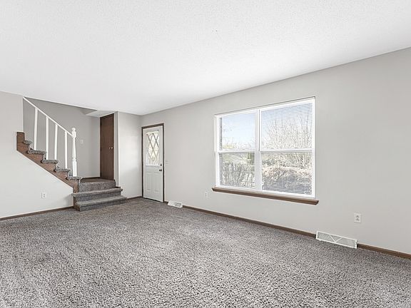 5th image of 811 Shadow Ln