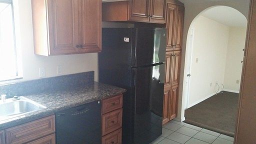 4th image of 5077 Palin St