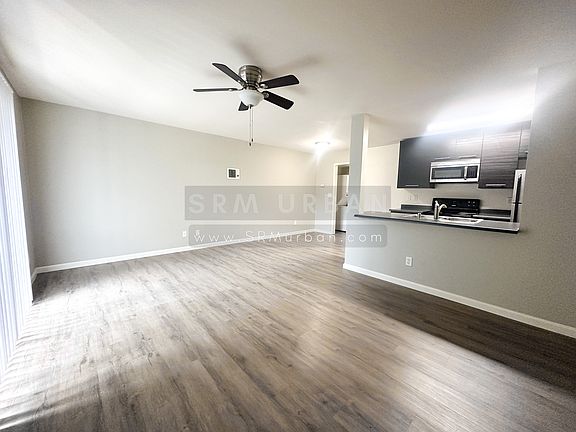 2nd image of 4612 Ohio St #4