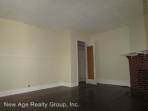 2nd image of 422 Church Ln