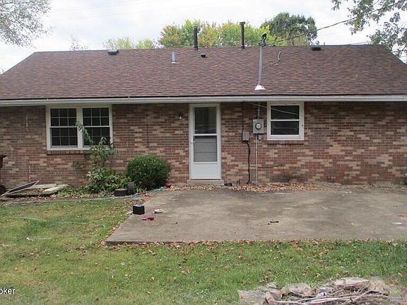 2nd image of 807 Arlington Ave