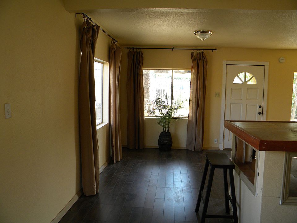 1st image of 3527 Isabel Dr