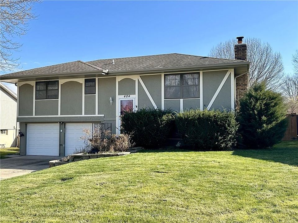 1st image of 404 SW Redwood Dr