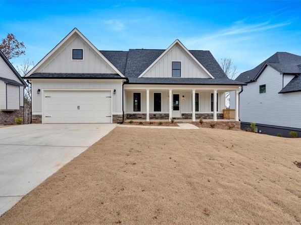 22 Rock Ridge Ct SE, Cartersville, GA 30120