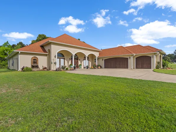 235 County Road 1130, Kilgore, TX 75662