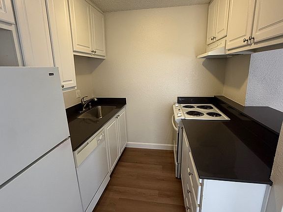 5th image of 1414 Q St APT 8