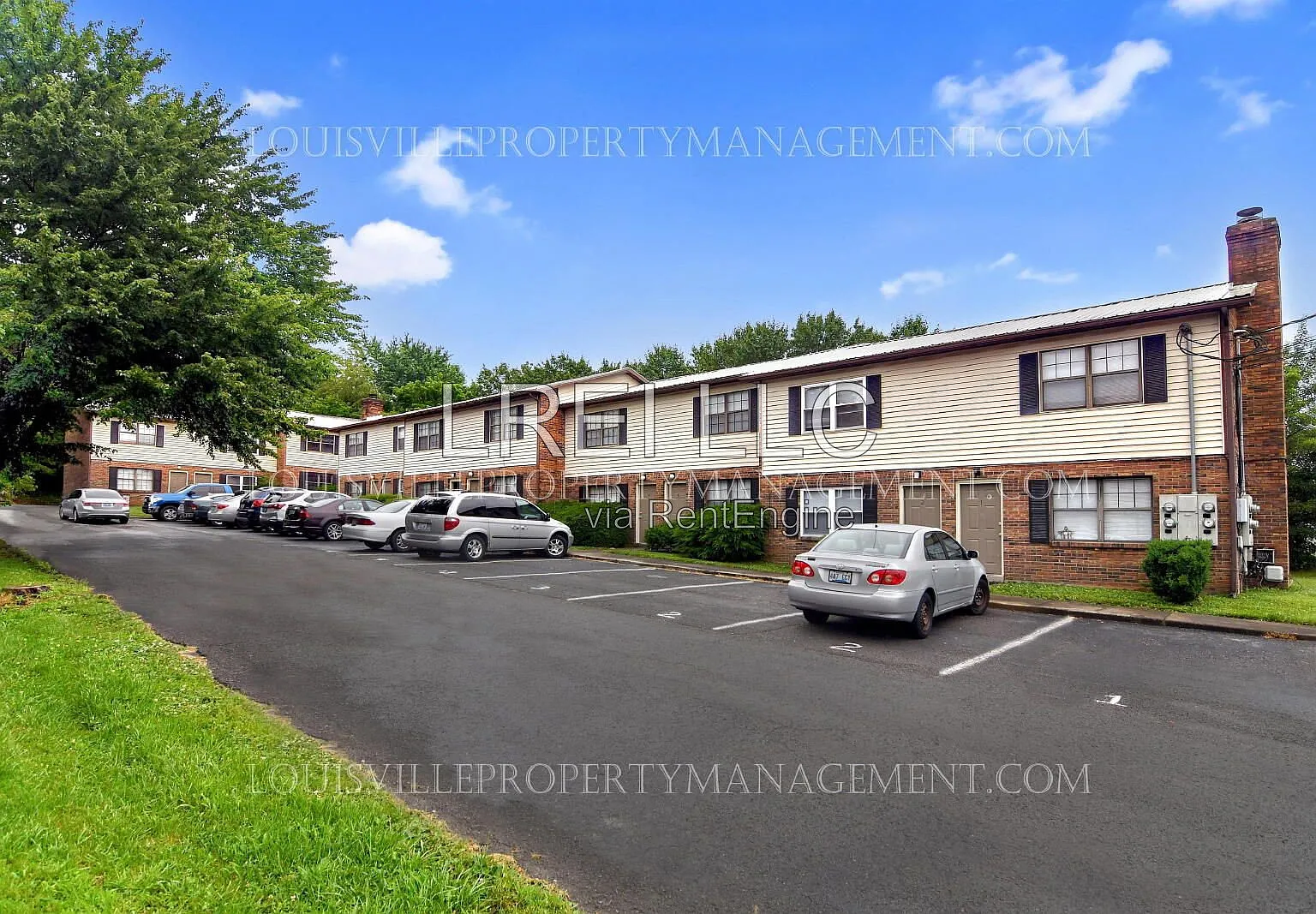 2 bed, 1.5 bath, 1000 sqft, $950 — Photo 1