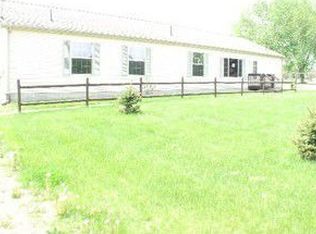 29461 Middle Crossing Rd, Dowagiac, MI 49047