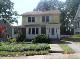 11 Longfellow Rd, Worcester, MA 01602