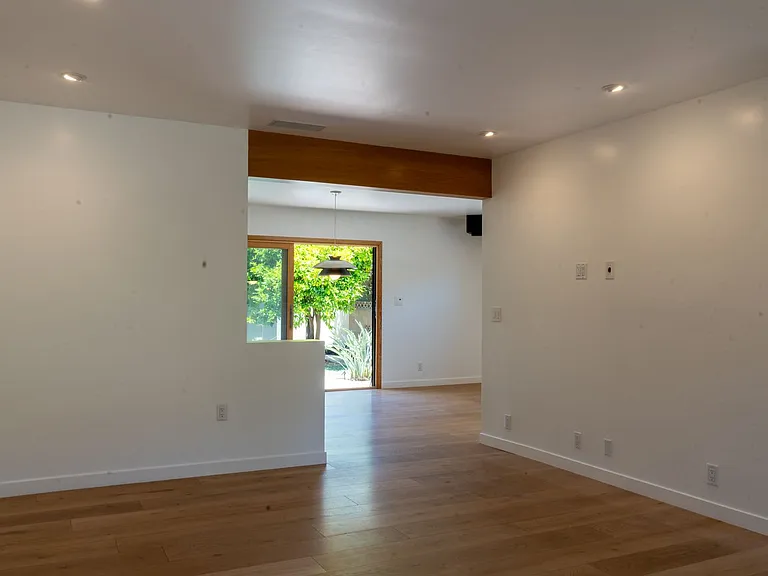 2211 Ashland Ave — Photo 11