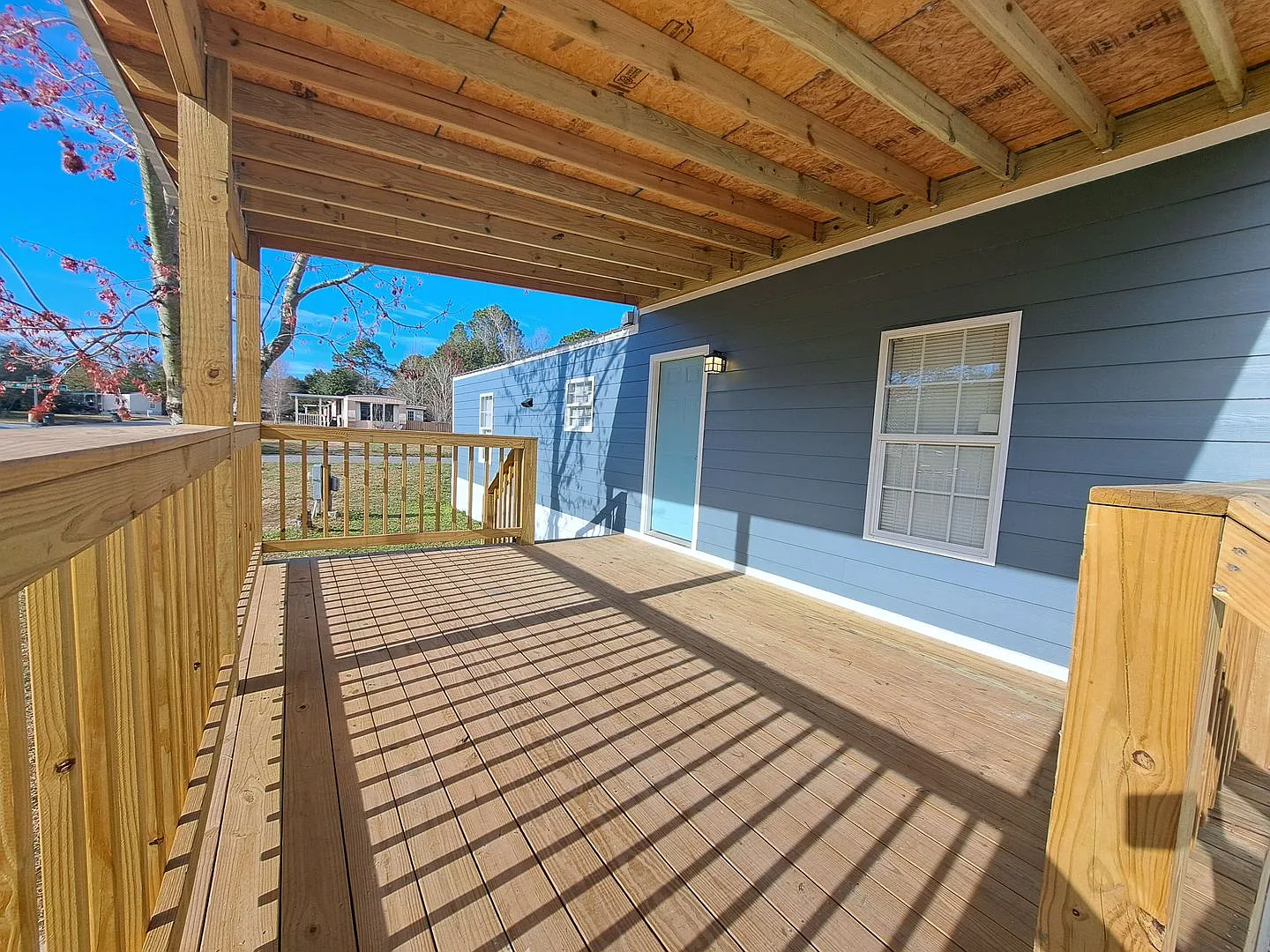 Nicely Renovated 2BR/2BA Mobile Home — Photo 3