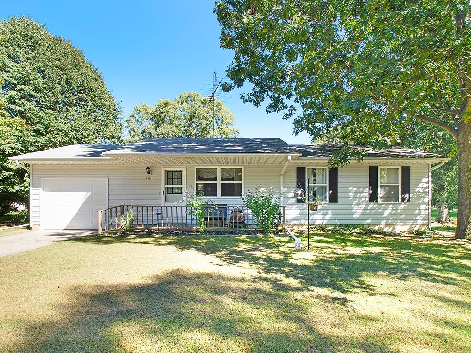 1st image of 2961 W Algonquin Dr