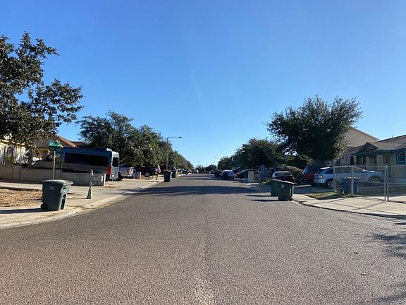 5th image of 618 Susie Dr