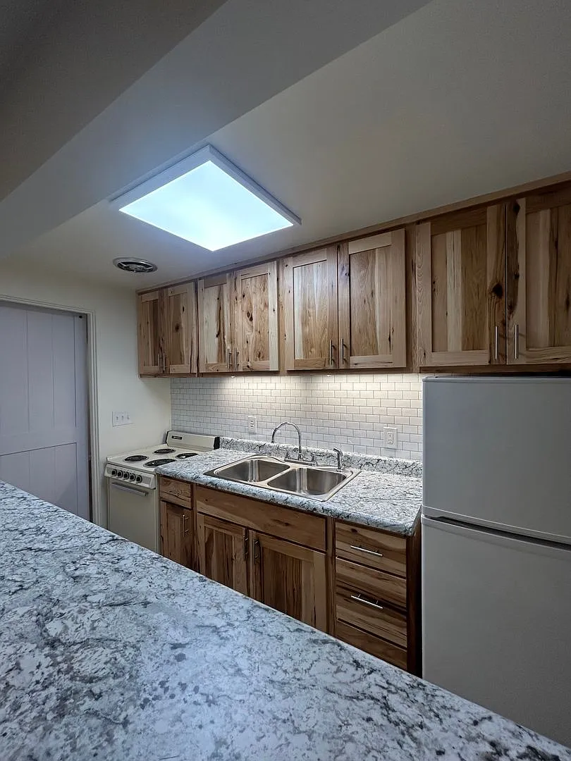 1 bedroom, 1 bathroom Apartment — Photo 1