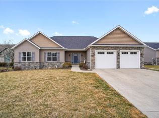 1996 Masters Point Cir SE, Massillon, OH 44646