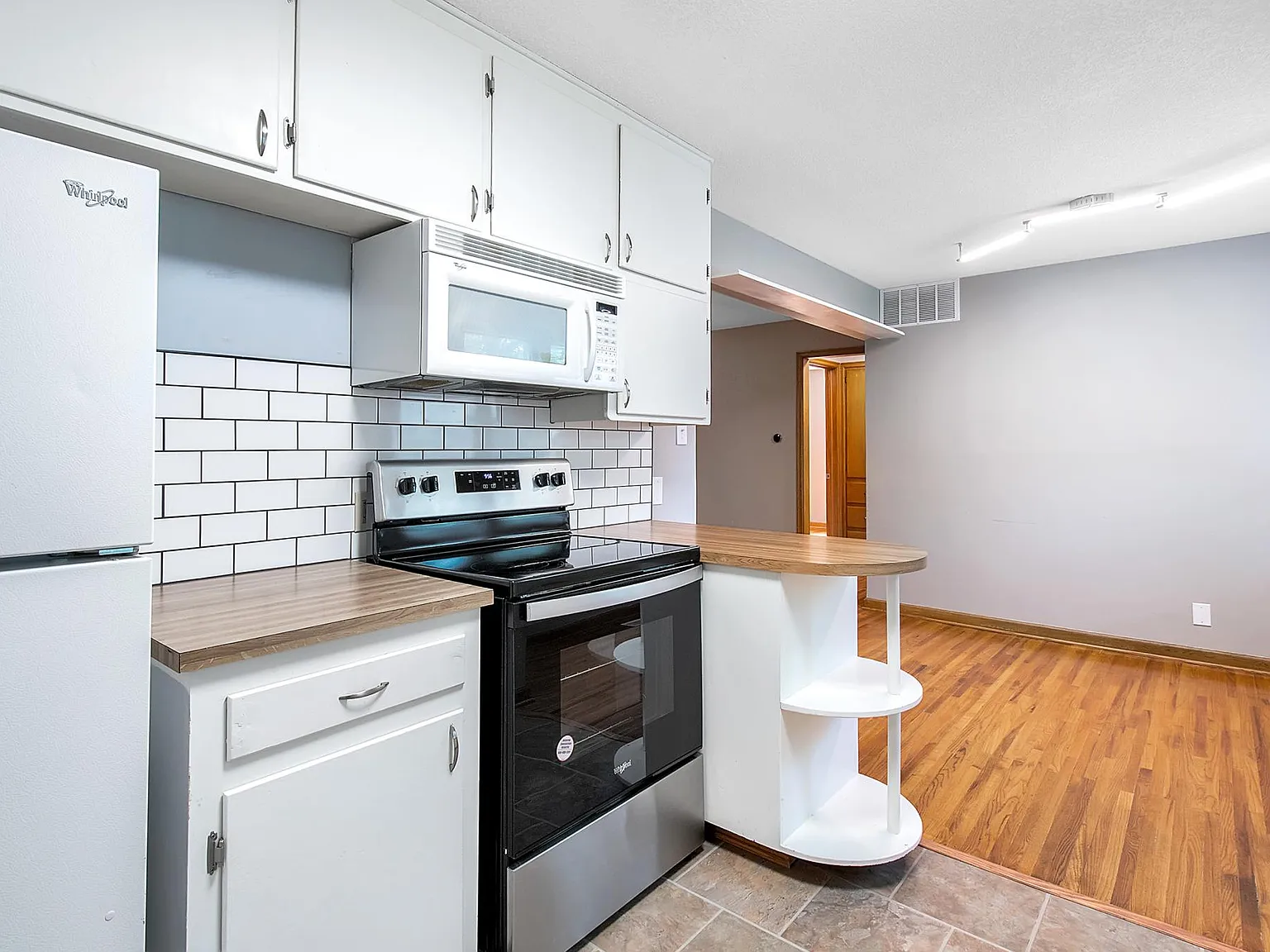 7315 E Morris St — Photo 4