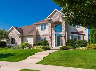 3459 Stone Point Dr NE, Rochester, MN 55906