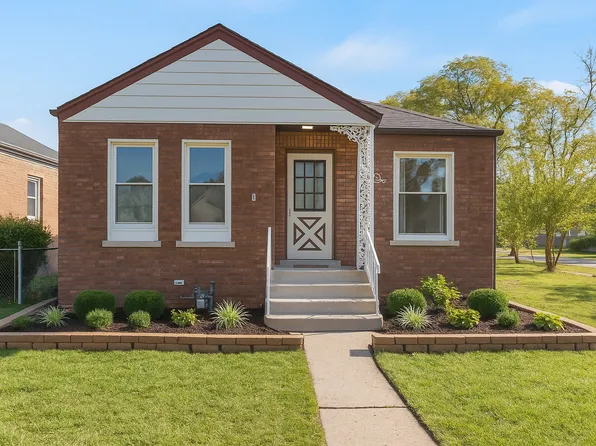 723 Balmoral Ave, Westchester, IL 60154