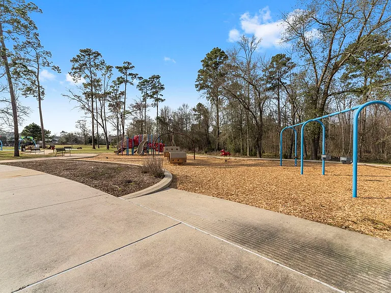 8211 Chartres Wind Dr — Photo 47