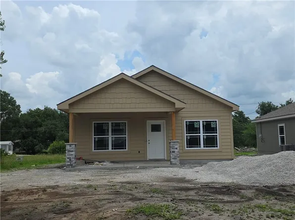 829 S Cherry St, Ottawa, KS 66067