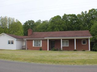 2767 Westfield Rd, Mount Airy, NC 27030