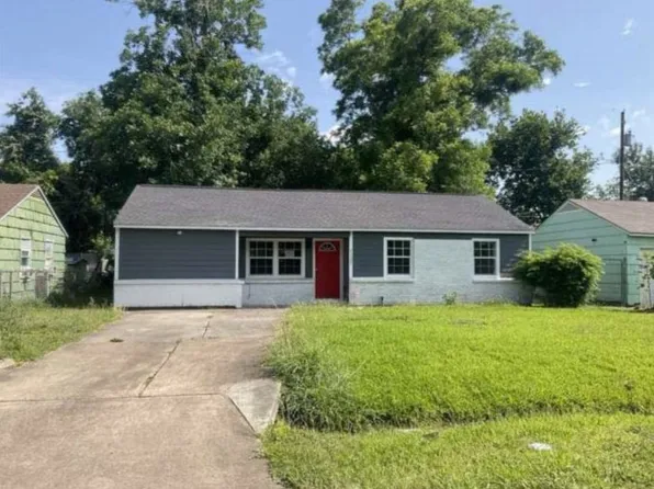 3325 Tangerine St, Houston, TX 77051