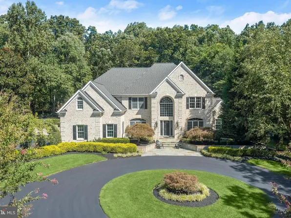 3137 Old Oak Dr, Ellicott City, MD 21042