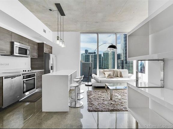 4th image of 151 SE 1st St APT 2111