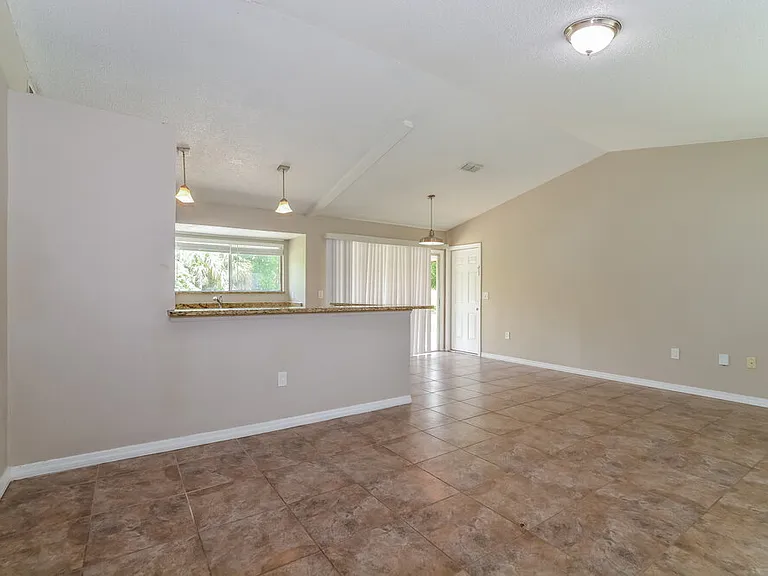 5343 Broken Pine Cir — Photo 3