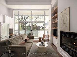 437 Roncesvalles Ave #210, Toronto, ON M6R3B9