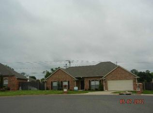 15700 Darlington Ct, Edmond, OK 73013