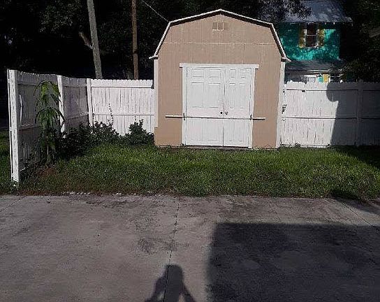 5th image of 3511 N Dartmouth Ave