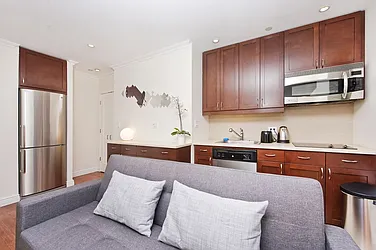 Rented by Eisenberg Exclusives