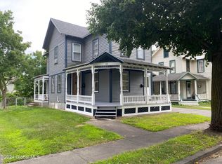 35 Chester St, Glens Falls, NY 12801