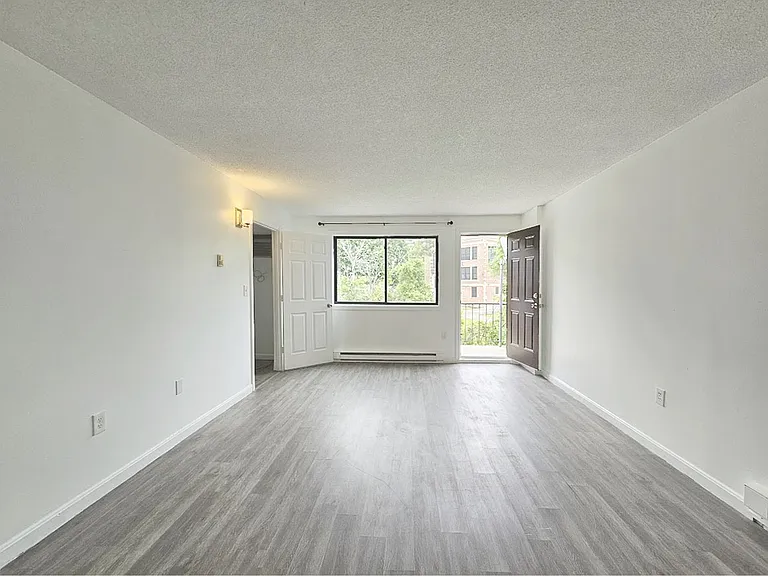 10 Rutledge St #3G — Photo 8