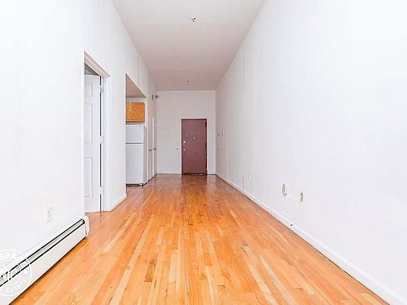 5th image of 15 Lawton St APT 19