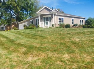 605 Edgewood St SE, North Canton, OH 44720