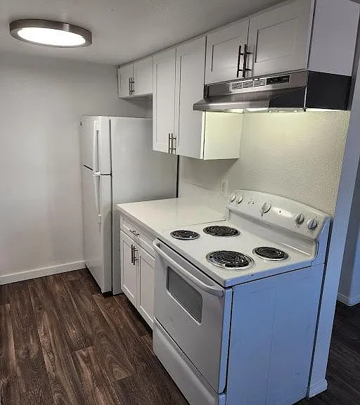 5820 Dodd St — Photo 5