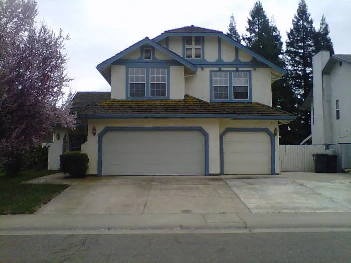 9233 Laguna Springs Way photo 1