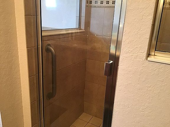 Master shower 