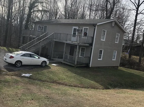 113 Meadow Green Dr #22, Bassett, VA 24055