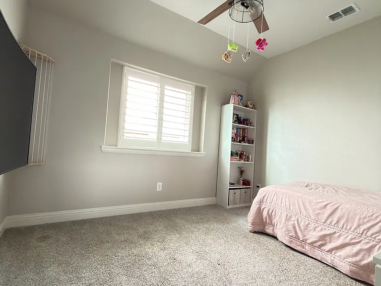 2215 Grassland Ave — Photo 15
